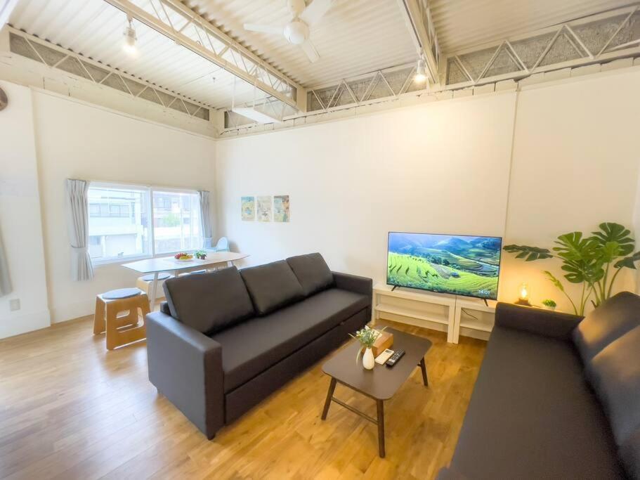 Jr天王寺駅・寺田町駅から徒歩圏内！ファミリー大歓迎の広々欧風ハイツ！ Appartement Osaka Buitenkant foto